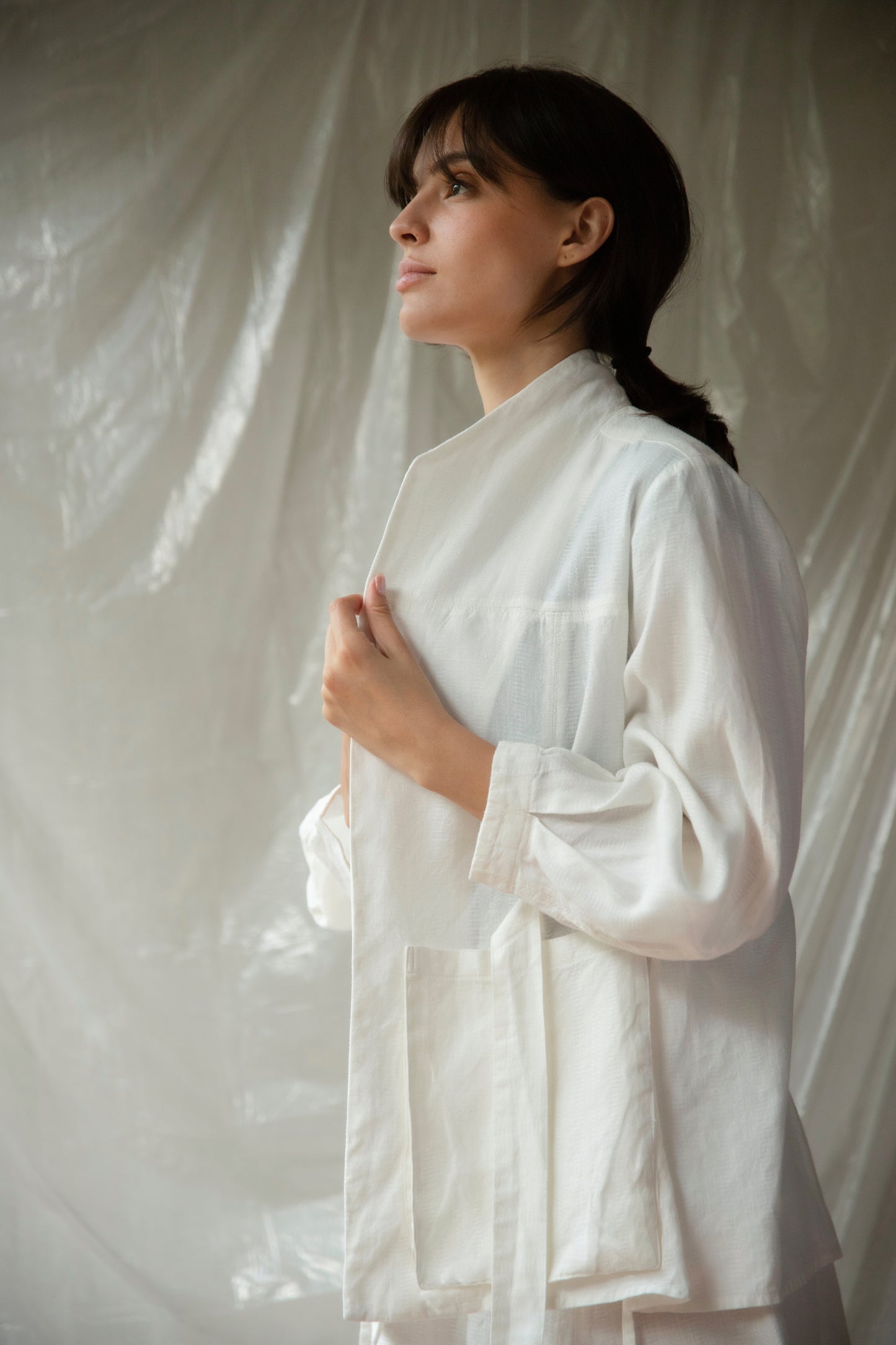 Light Crossed Jacket ― White Linen