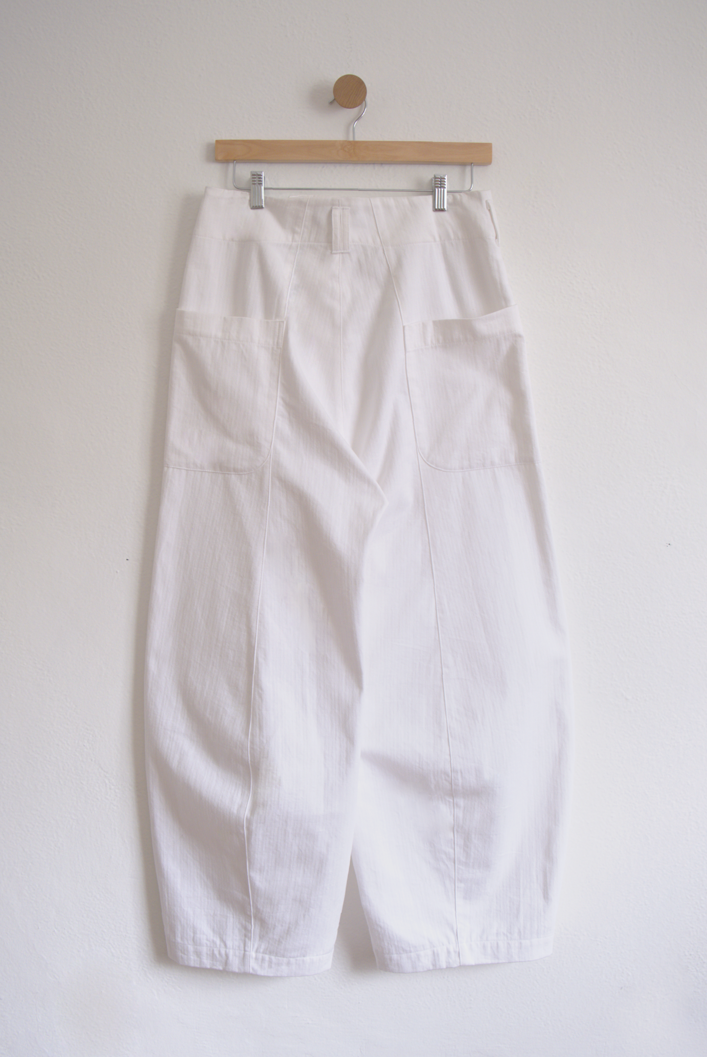 In stock ― 001 White Denim