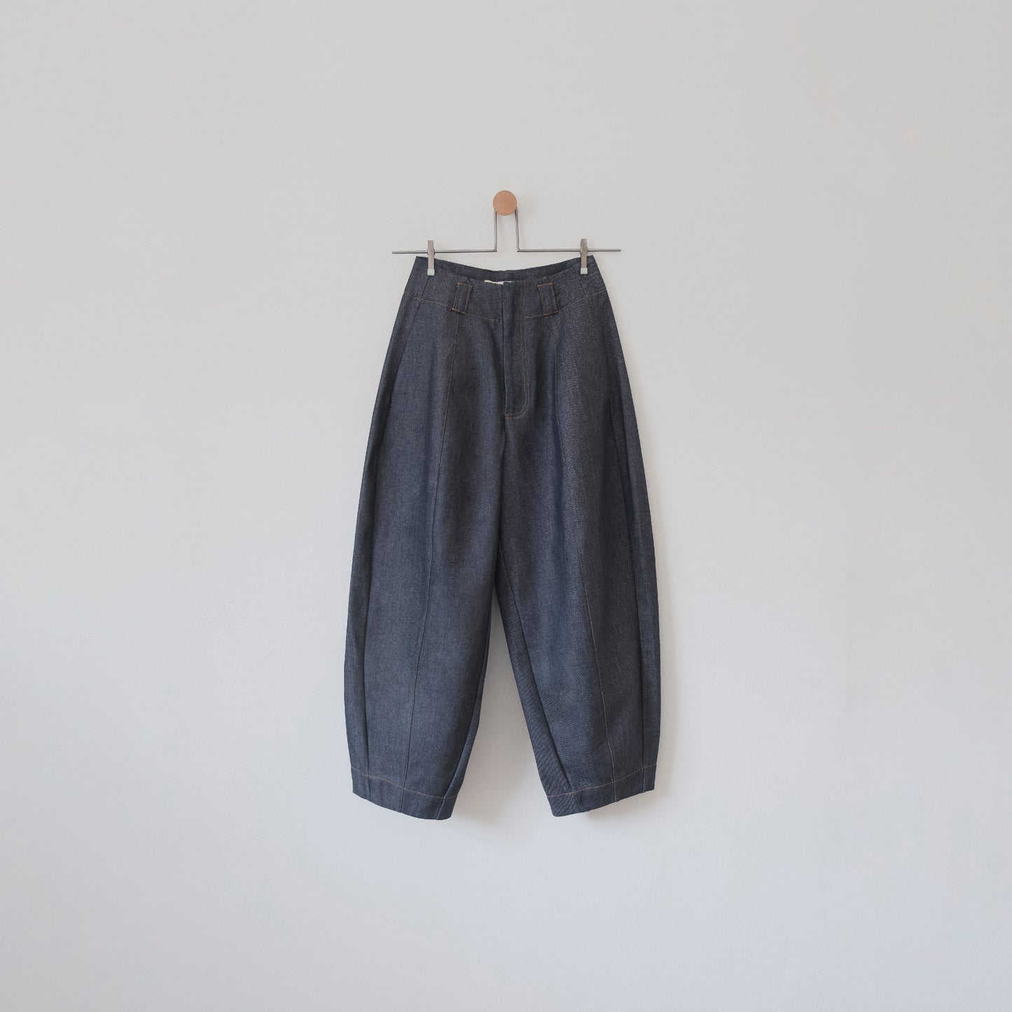 Model 002 ― Raw Denim