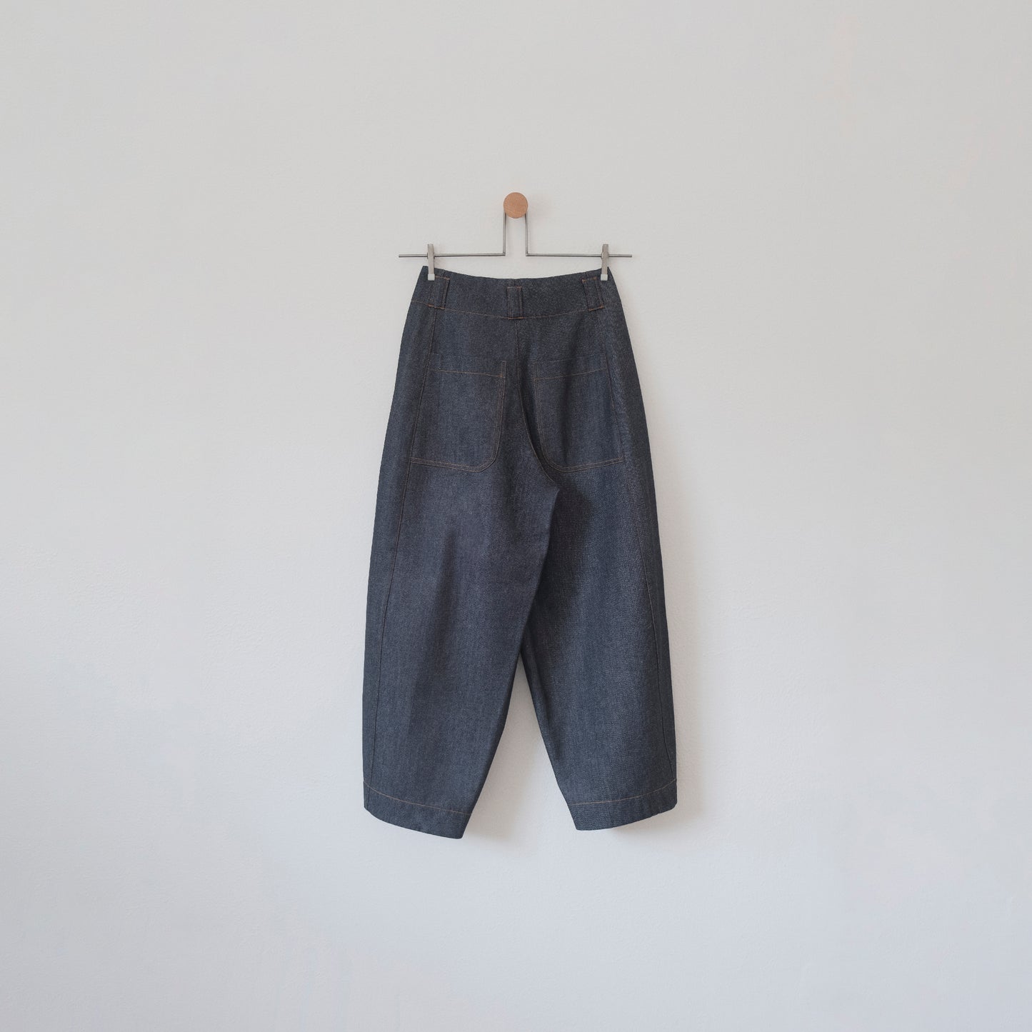 Model 002 ― Raw Denim