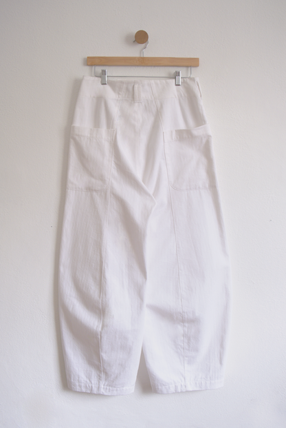 In stock ― 001 White Denim