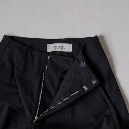 P.002.02 - Model 002 Edit - Black