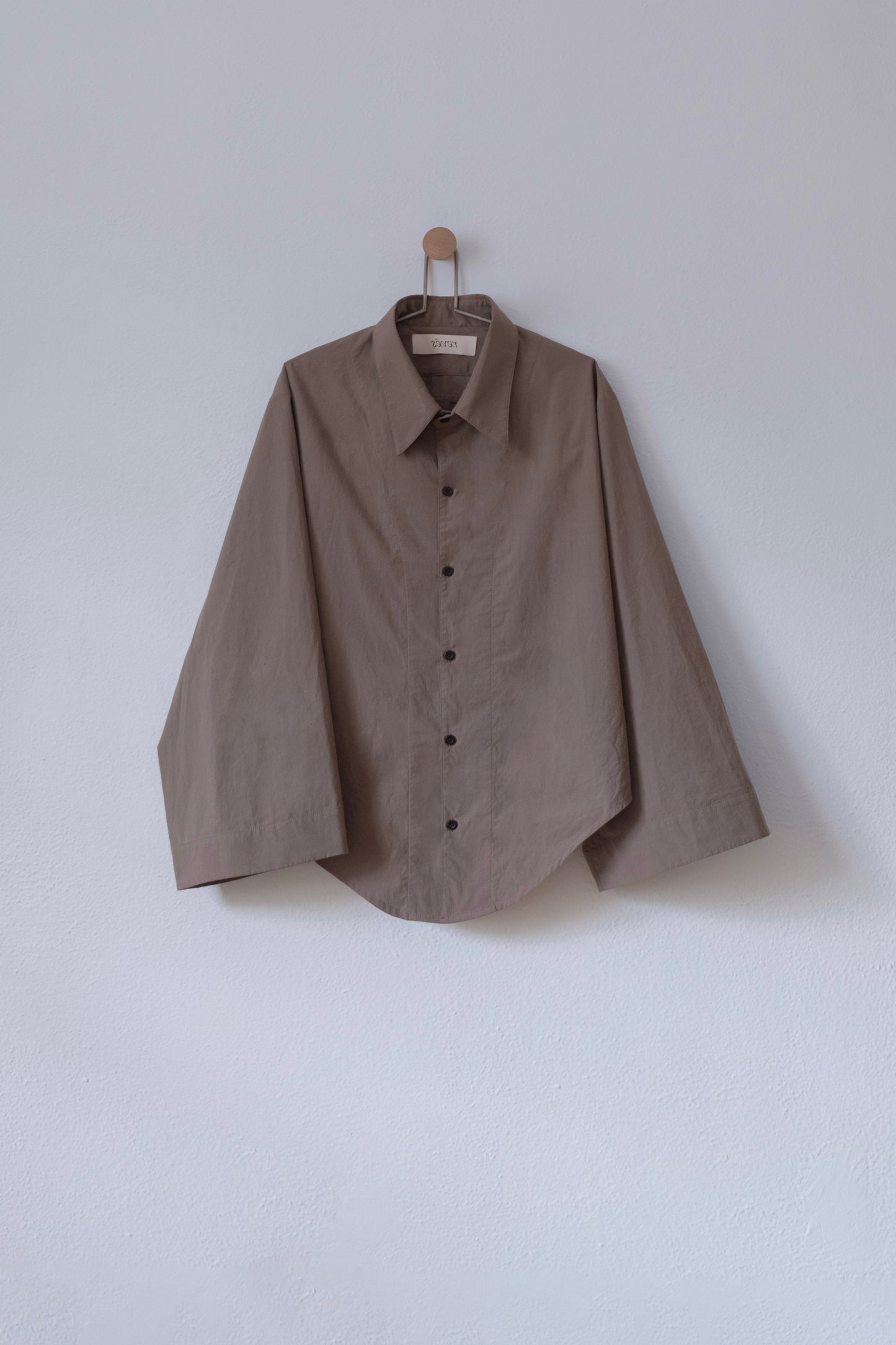 Modelo 002 ― Blanco